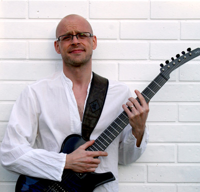 Nigel Honney-Bayes - Guitar, Ukulele & Bass teacher and music producer in Kettering, Northants
